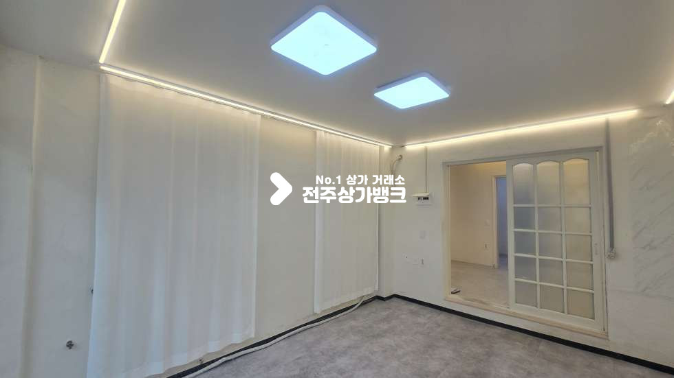 전북 전주완산구 서신동 서신동 저렴한가격 , 깔끔한 내부 판매점,사무실 강력추천 월세 매물번호 17377 사진 3