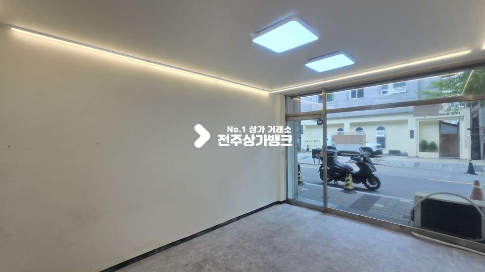 전북 전주완산구 서신동 서신동 저렴한가격 , 깔끔한 내부 판매점,사무실 강력추천 월세 매물번호 17377 사진 5