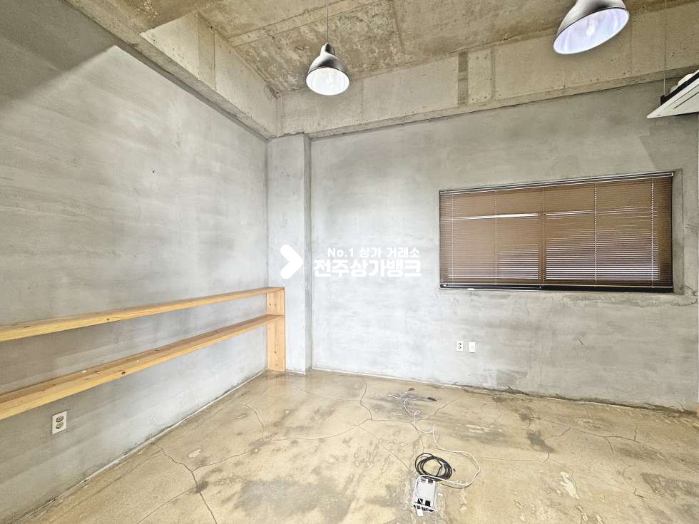 전북 전주완산구 효자동3가 신시가지 컨디션 최상급 사무실나왔습니다 위치좋고 가격좋고 월세 매물번호 17392 사진 7