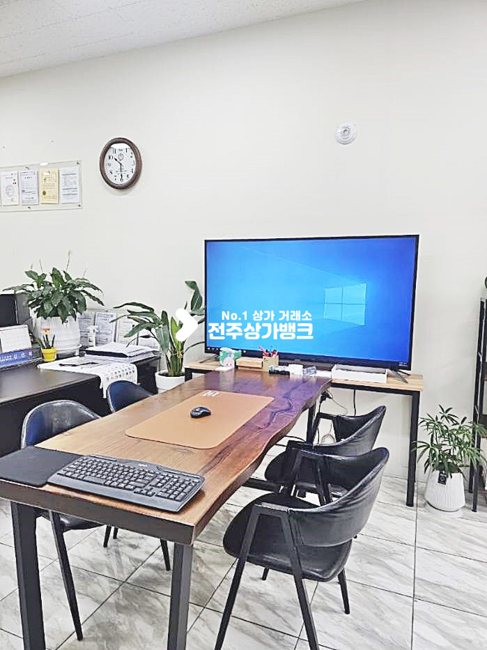 전북 전주완산구 효자동3가 서곡지구 인테리어되어있는데 권리금이없다? 완벽한 공실나왔습니다 월세 매물번호 17419 사진 4