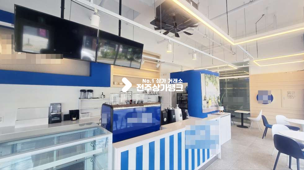 전북 전주덕진구 만성동 만성동 대로변 깔끔한 인테리어 내부컨디션좋은 카페양도양수 권리금 협의가능 월세 매물번호 17427 사진 1