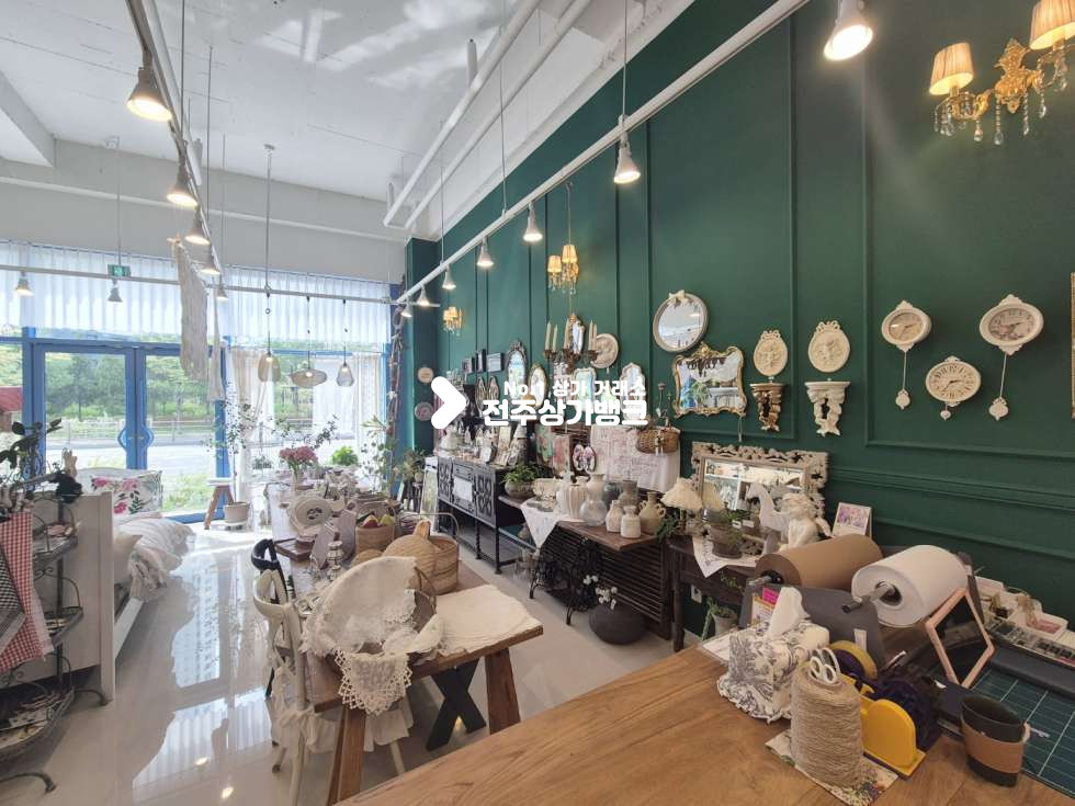 전북 전주덕진구 송천동2가 ○에코시티 인테리어 깔끔! 소품샵 , 옷가게 추천! ○ 월세 매물번호 15872 사진 6
