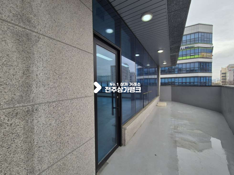 전북 전주완산구 효자동2가 ○효자동 교육청 인근. 테라스 있는 2층 사무실 추천○ 월세 매물번호 17037 사진 6