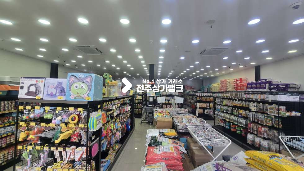 전북 전주완산구 효자동3가 대로변 65평형 판매점으로 강력추천드리는곳 내부깔끔 협의입주가능 월세 매물번호 17467 사진 2