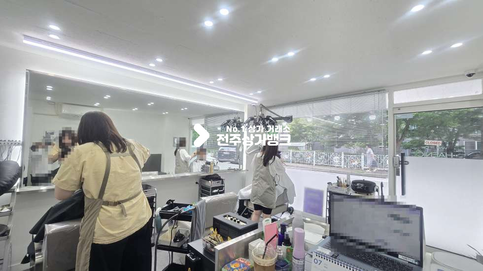 전북 전주덕진구 우아동2가 우아동2가 인테리어깔끔 무권리금으로 즉시 영업가능 ! 월세 매물번호 17481 사진 2