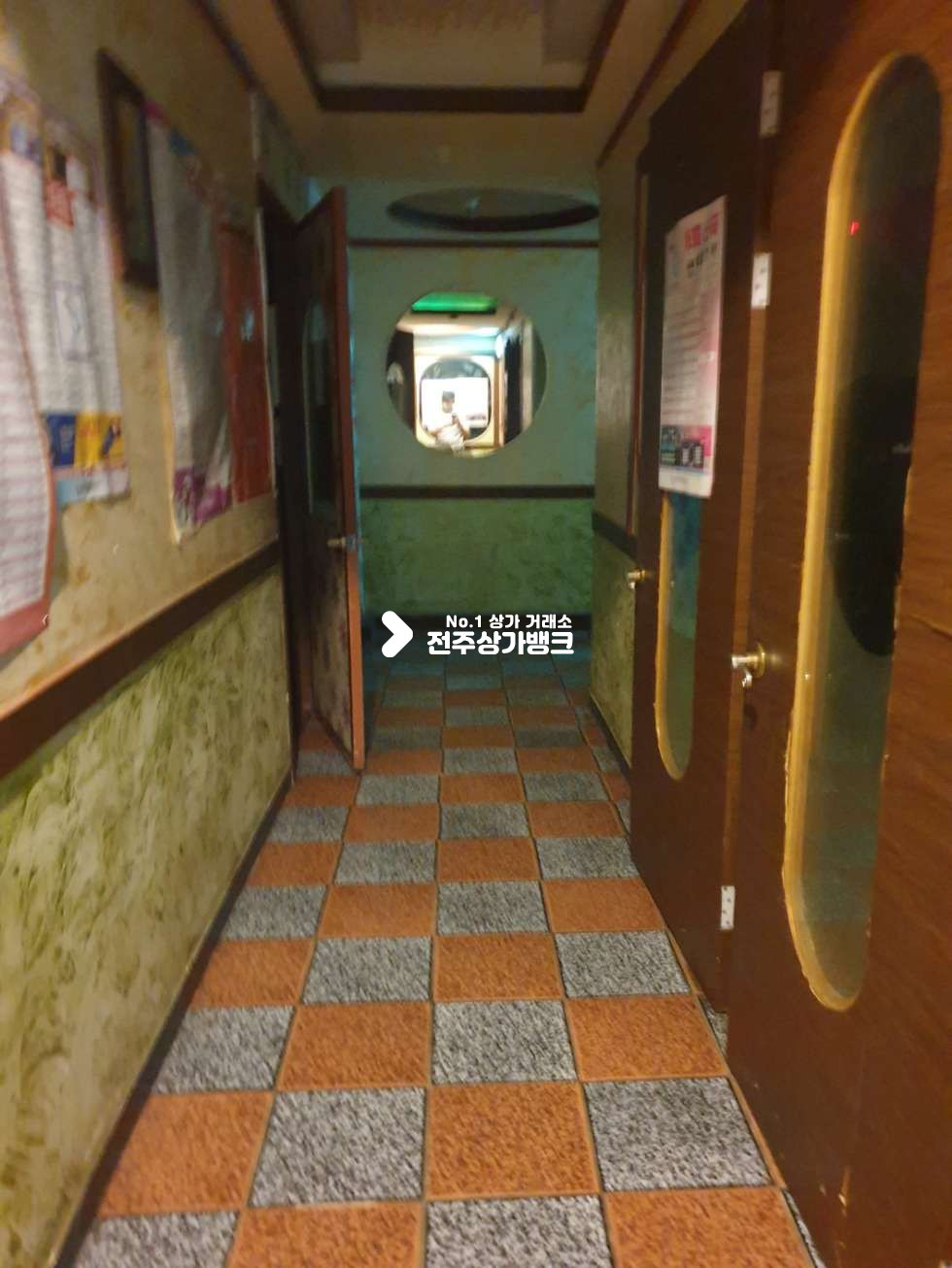 전북 전주완산구 효자동1가 아파트단지내 노래방으로 무권리금 즉시입주가능 월세 매물번호 17483 사진 4