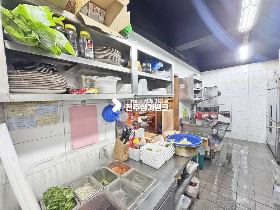 전북 전주완산구 평화동1가 평화동 장사 아주 잘되는 족발집 양도양수건 나왔습니다(매출공개가능) 월세 매물번호 17183 사진 6