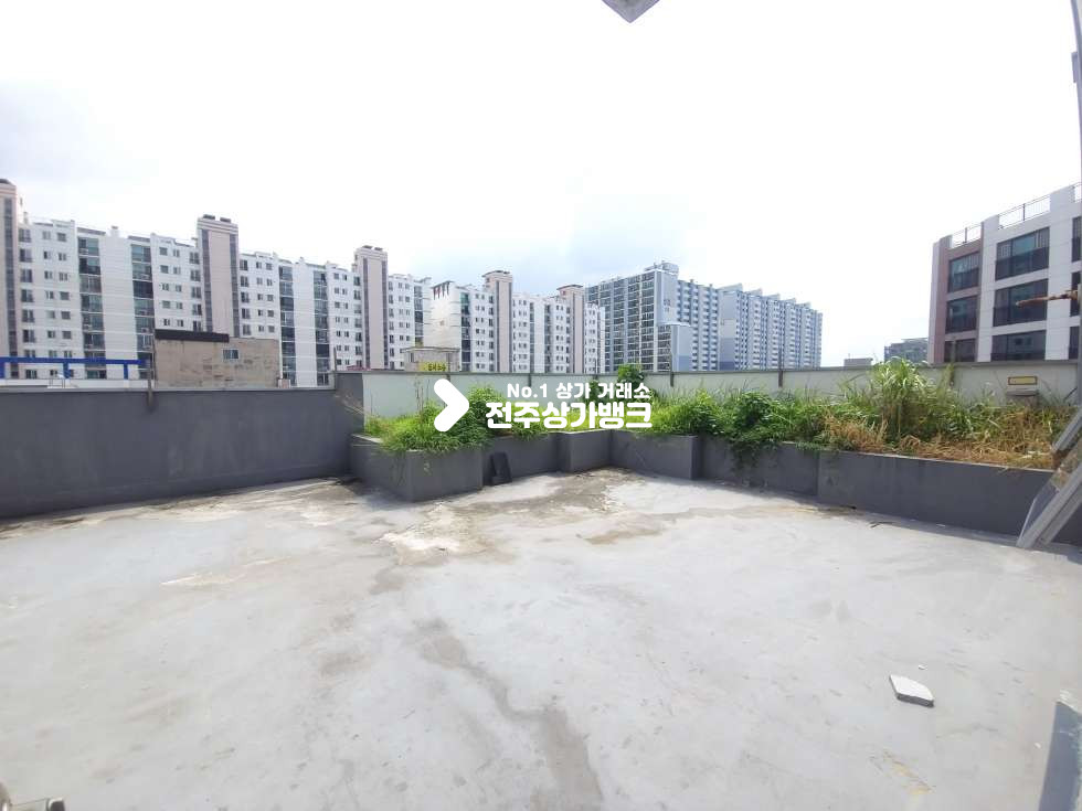 전북 전주덕진구 송천동1가 송천동 아파트단지내 상가 ! 64평 저렴한 월차임 , 랜탈프리협의 ! 즉시입주가능 월세 매물번호 17487 사진 9