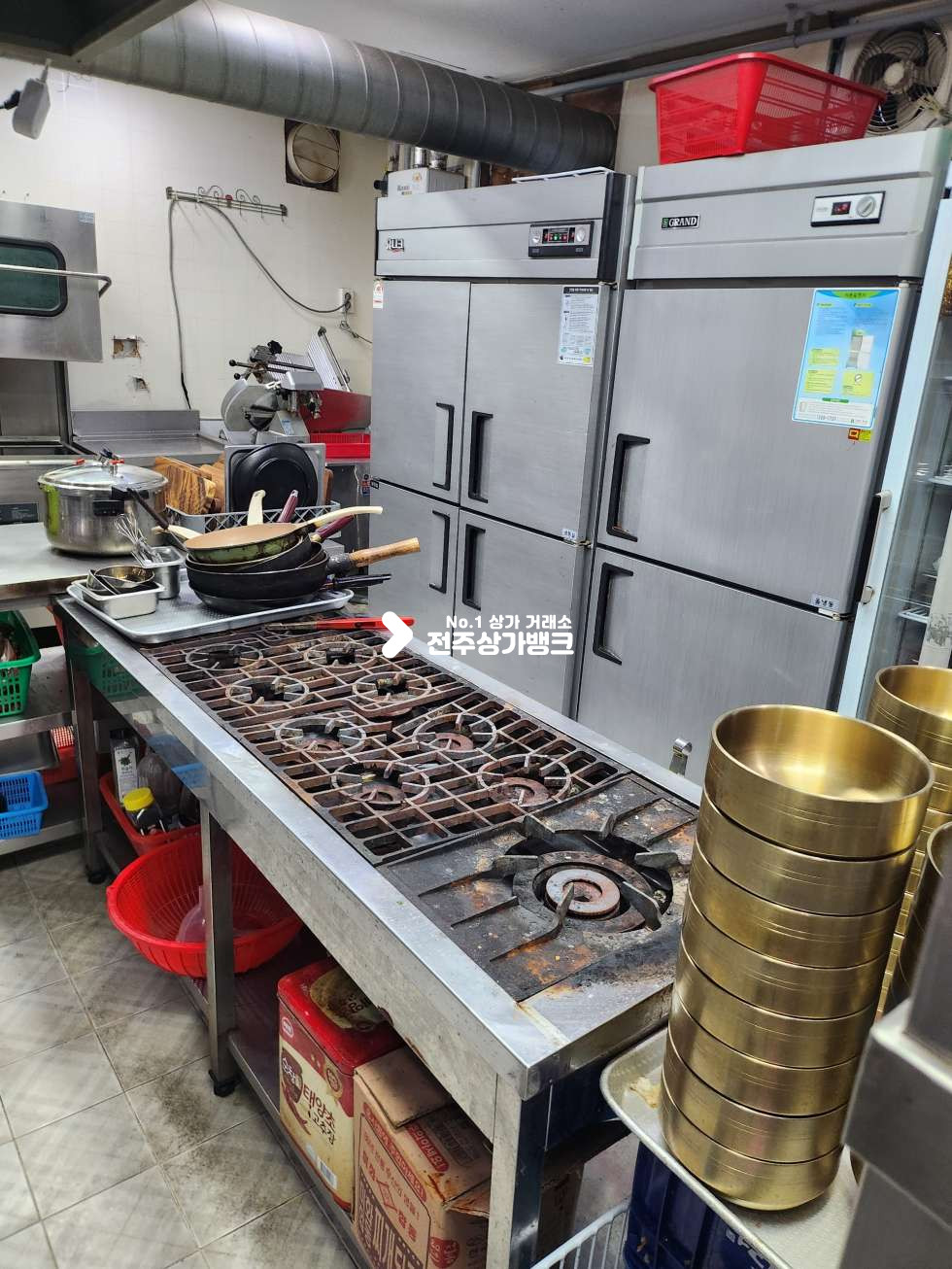 전북 전주덕진구 송천동1가 송천동 먹자골목내 48평형 고깃집 양도양수 , 권리금협의가능 ! 월세 매물번호 17489 사진 9
