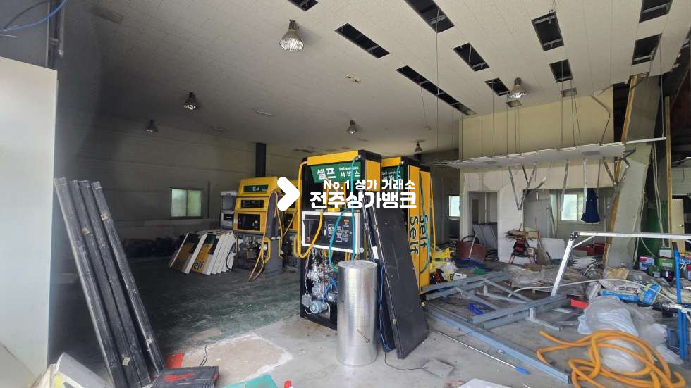 전북 전주덕진구 반월동 교차로 부근 가시성이 매우좋아 광고효과 좋은 대형상가 임대 월세 매물번호 17498 사진 7