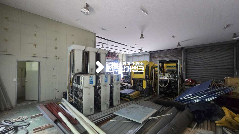 전북 전주덕진구 반월동 교차로 부근 가시성이 매우좋아 광고효과 좋은 대형상가 임대 월세 매물번호 17498 사진 10