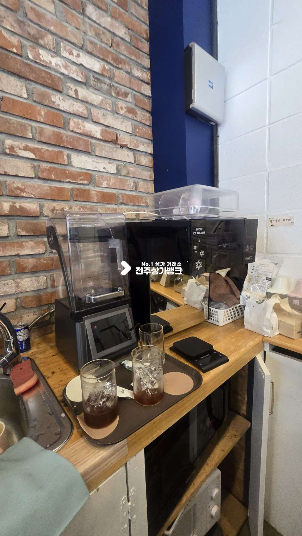 전북 전주완산구 효자동3가 서곡지구 인테리어 깔끔,통창으로 햇빛잘들어오는 카페상가임대 월세 매물번호 17500 사진 9