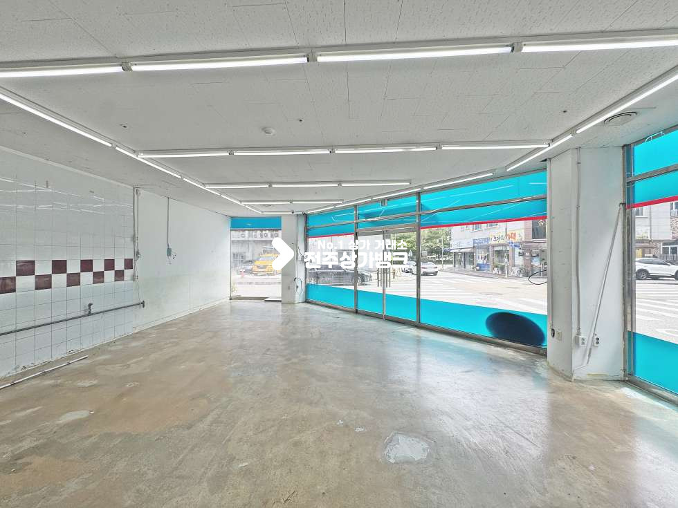 전북 전주완산구 효자동2가 평생교육원근처 깔끔한 상가 공실나왔습니다 월세 매물번호 17501 사진 3