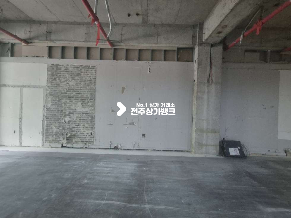 전북 전주완산구 효자동3가 ○효자동 신시가지 스타벅스 인근 1층상가. ○ 월세 매물번호 17516 사진 2