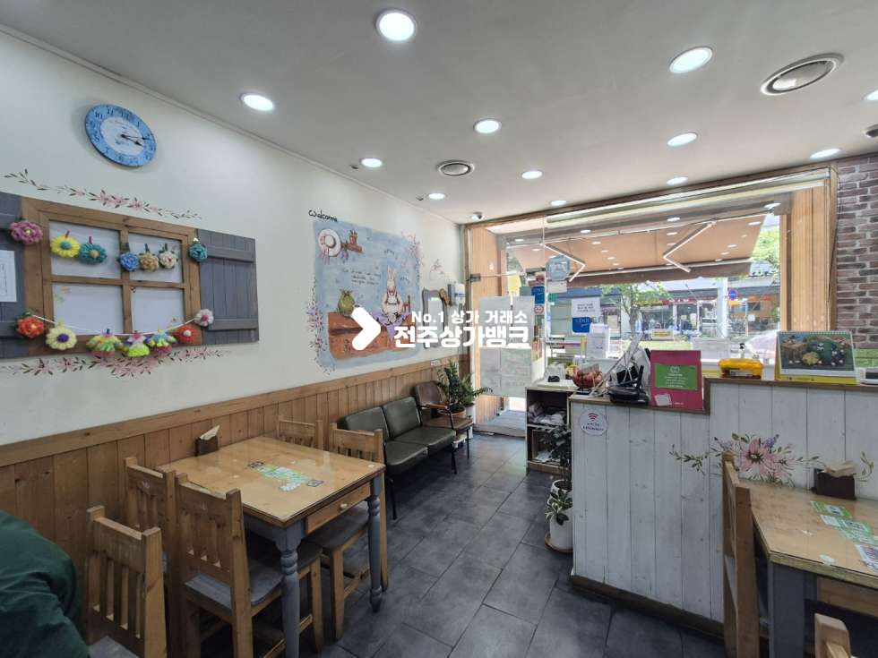 전북 전주완산구 평화동2가 ○평화동 유동인구많은 메인도로 1층 분식집 양도양수○ 월세 매물번호 17520 사진 2