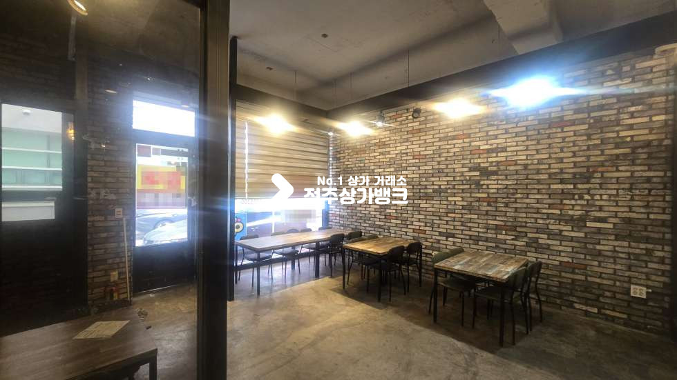 전북 전주덕진구 우아동2가 우아동2가 무권리금으로 내부깔끔 주방시설완비 즉시입주가능 ! 월세 매물번호 17522 사진 3