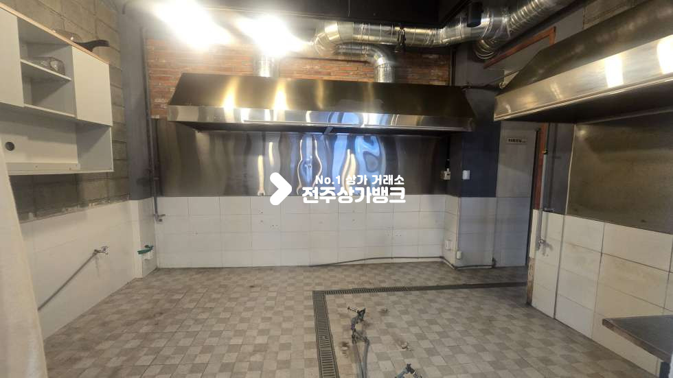 전북 전주덕진구 우아동2가 우아동2가 무권리금으로 내부깔끔 주방시설완비 즉시입주가능 ! 월세 매물번호 17522 사진 8