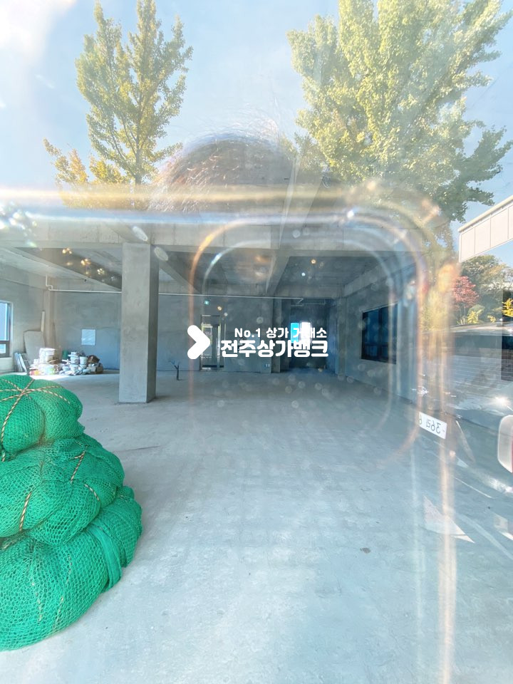 전북 전주완산구 중화산동2가 화산체육관 앞 안마의자 판매점 강추 월세 매물번호 10882 사진 2