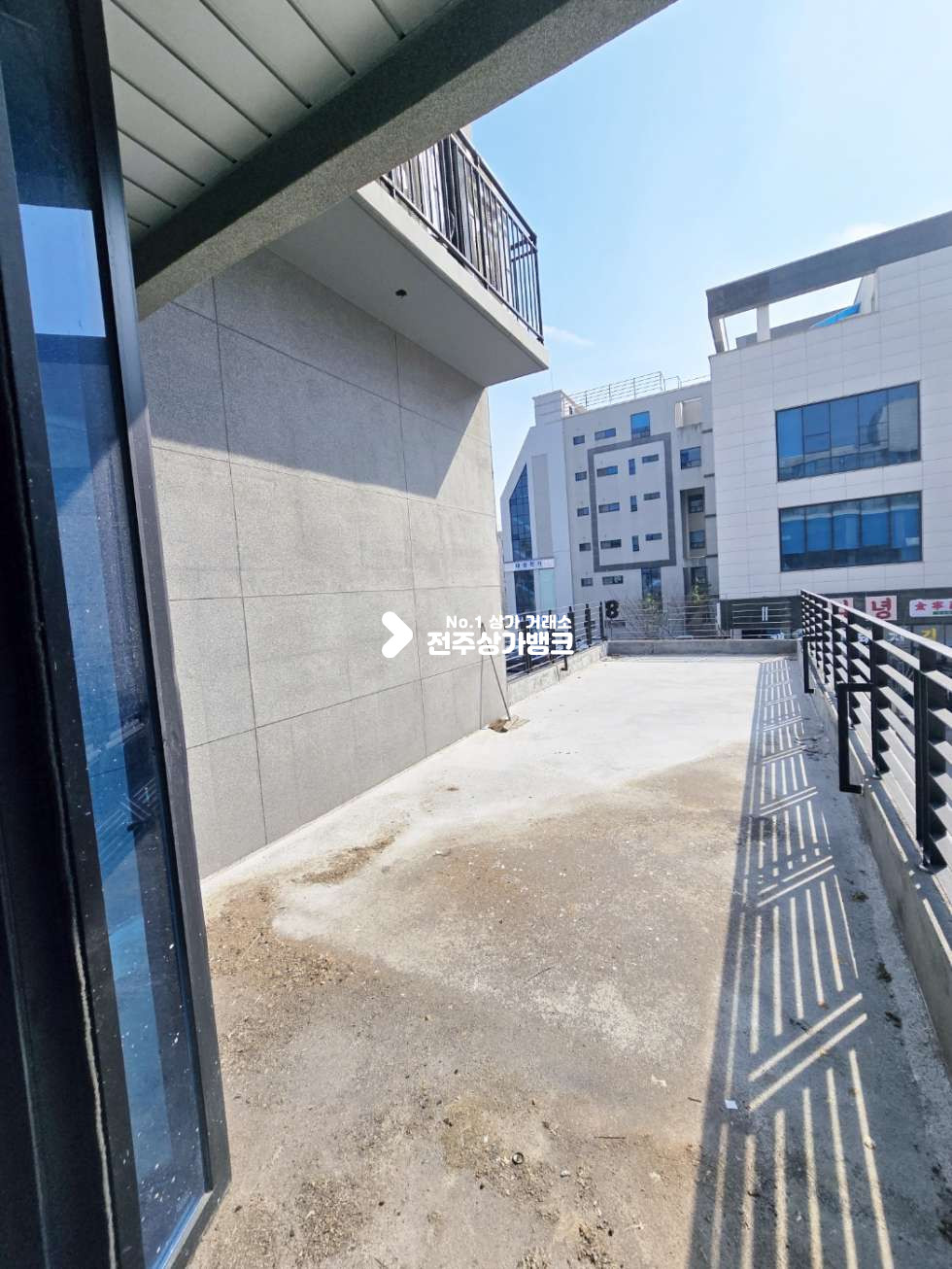 전북 전주완산구 효자동3가 효자동 kbs방송국 부근 100평대 대형상가 금액조율가능,렌탈프리 협의가능 월세 매물번호 15693 사진 6