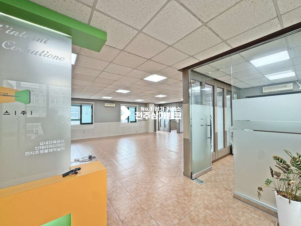 전북 전주완산구 중화산동2가 중화산동 50평대 방많고 컨디션좋고 일단 한번 보세요~ 월세 매물번호 17548 사진 2