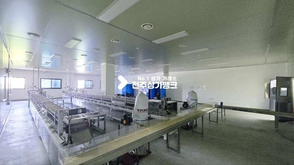 전북 전주완산구 평화동2가 평화동 / 200평대 식품공장형빌딩 임대 , 내부 분할도 가능 각각 남녀샤워장,화물엘리베이터 설치완료 ! 월세 매물번호 16192 사진 4