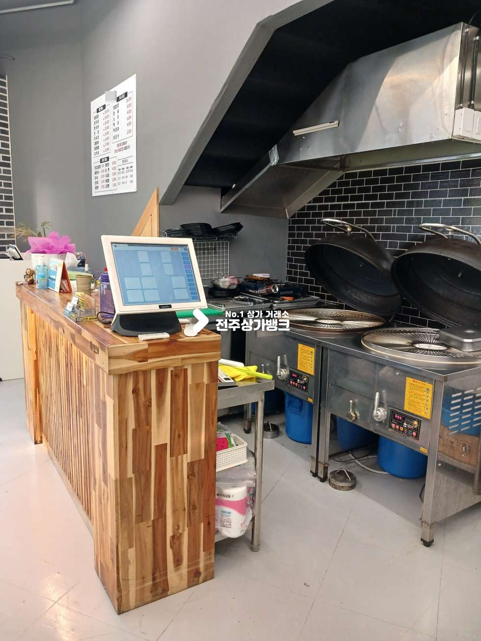 전북 전주완산구 삼천동1가 삼천 먹자골목부근 33평형 음식점 양도양수 권리금협의가능 월세 매물번호 17555 사진 6