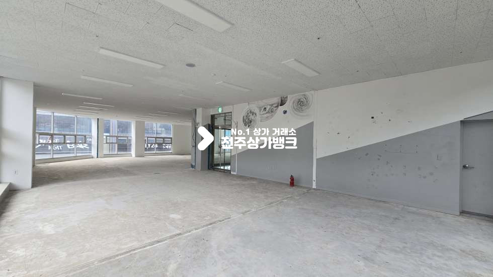 전북 완주군 이서면 갈산리 혁신지구 대형 1 65평형 상가임대 평수대비 가격저렴 , 넉넉한 렌탈프리 자유업종가능! 월세 매물번호 17557 사진 7