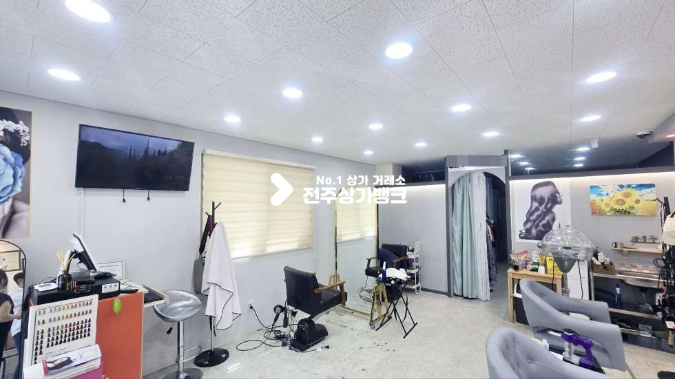 전북 전주완산구 효자동2가 효자동3가 아파트단지부근 유동인구 매우많은 깔끔한 미용실상가 권리금협의가능 월세 매물번호 17396 사진 2