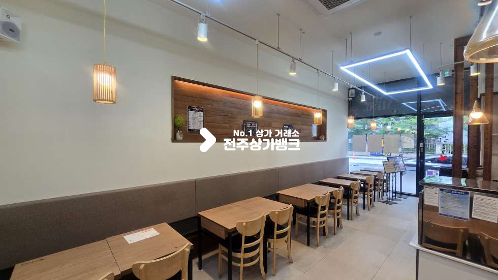 전북 전주덕진구 송천동2가 송천동2가 유동인구많은 1층 음식점 상가 권리금 저렴! 즉시입주가능 ! 월세 매물번호 17507 사진 5