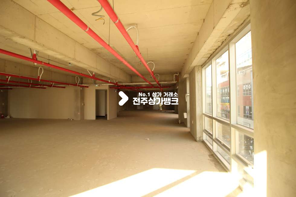 전북 전주덕진구 중동 중동 혁신도시 대로변 바로뒤 상가 3층 전체 및 분할 임대도 가능 합니다. 월세 매물번호 10941 사진 7