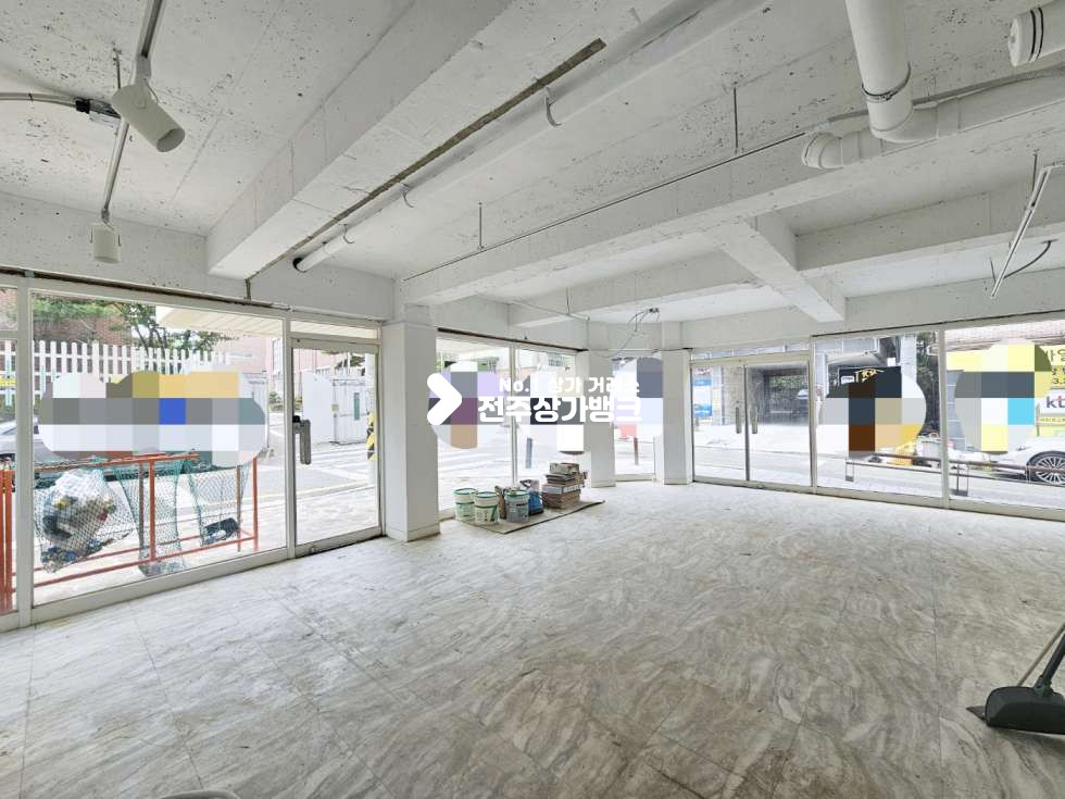전북 전주완산구 효자동3가 V효자동V학군부근V18평V즉시입주가능V 월세 매물번호 17609 사진 1