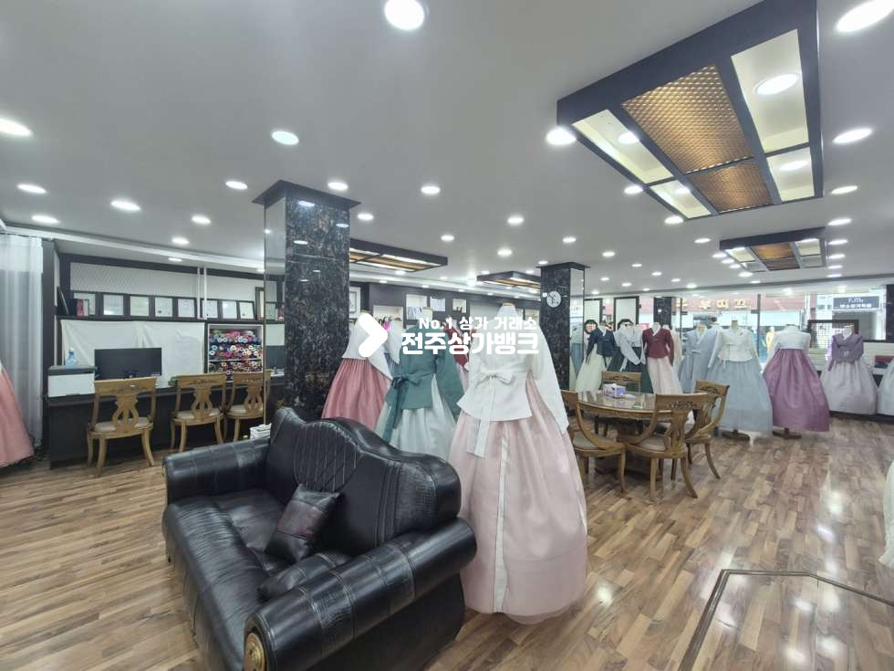 전북 전주완산구 중앙동3가 ○시내 웨딩의거리 한복집 추천! 타업종 전환가능! 권리금없음.○ 월세 매물번호 17564 사진 3