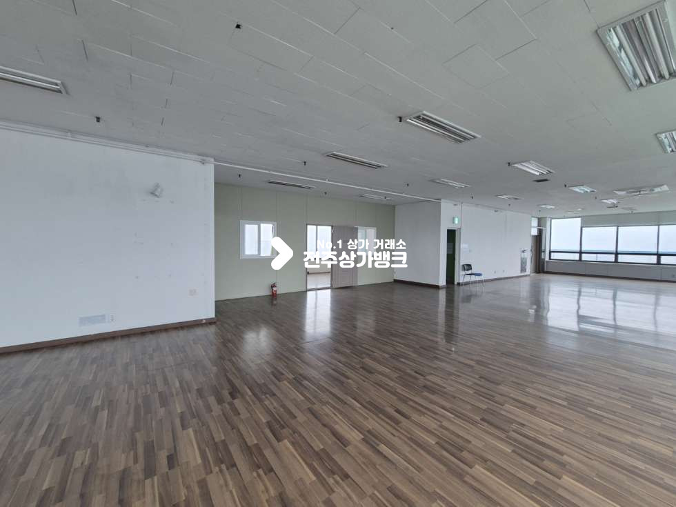 전북 전주완산구 고사동 ○전주 고사동 13층 전망좋은 상가○ 월세 매물번호 16724 사진 2