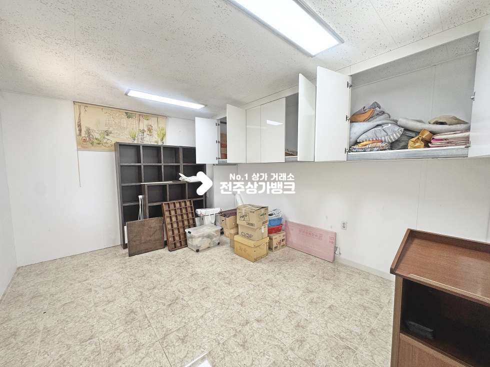 전북 전주완산구 중화산동2가 중화산동 인테리어 잘되어있는 상가나왔습니다 사진먼저 보시죠 월세 매물번호 17665 사진 7
