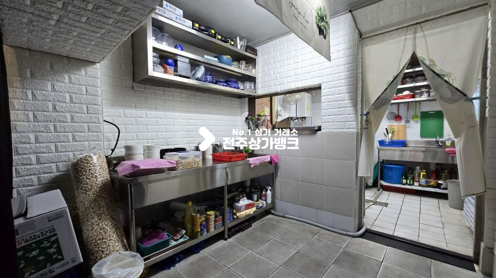 전북 전주완산구 중화산동2가 중화산동2가 유동인구많고 , 내부깔끔한 1층 가맥집양도양수 협의입주가능 월세 매물번호 17626 사진 6