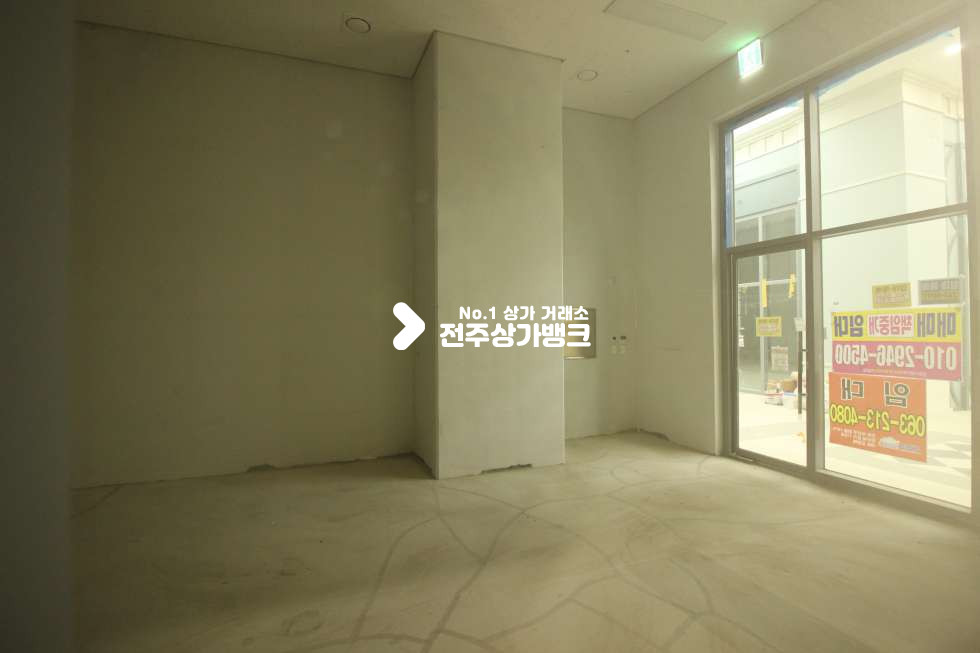 전북 전주덕진구 장동 중동 혁신도시의 중심 대방디엠시티 2층 매가박스 입구 코너자리 상가 임대 및 매매 합니다. 월세 매물번호 10949 사진 1