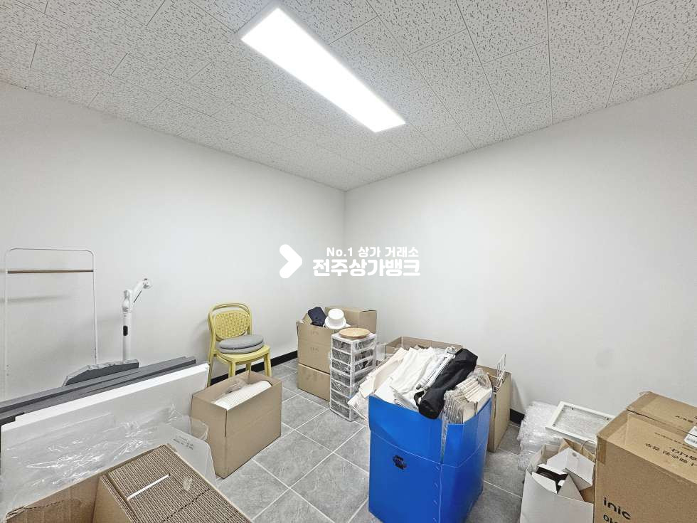 전북 전주덕진구 송천동1가 송북초 바로앞 신축 상가 공실나왔습니다 월세는 저렴 월세 매물번호 17689 사진 5