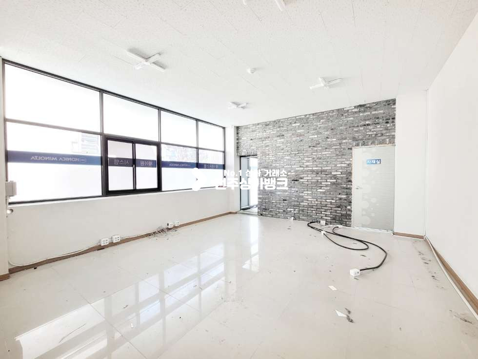 전북 전주완산구 중화산동2가 ★세움 ★화산초부근 ★가성비좋은넓은상가 ★즉시입주가능 ★ 월세 매물번호 11187 사진 4