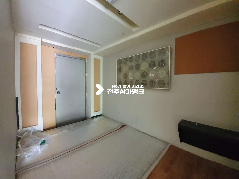 전북 전주완산구 효자동3가 문학초등학교부근 내 빌라상가 입지우수 월세 매물번호 11211 사진 3