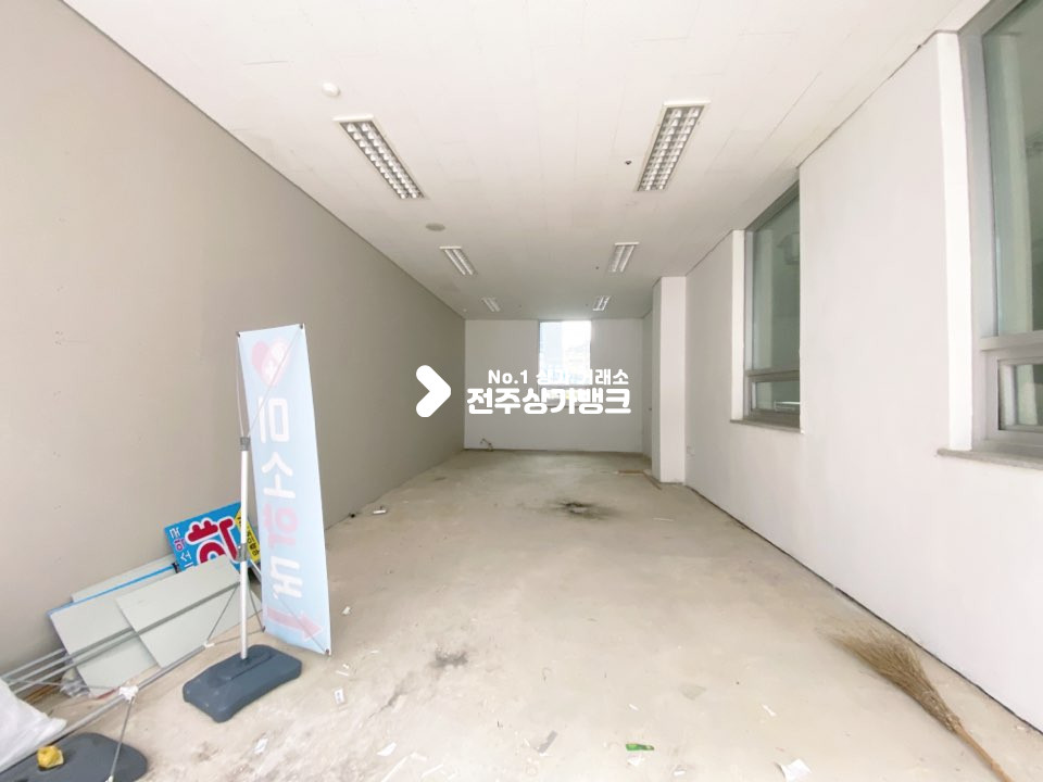 전북 전주완산구 효자동2가 신시가지 메인거리 최고 상권! 놓치면 후회합니다 월세 매물번호 11076 사진 3