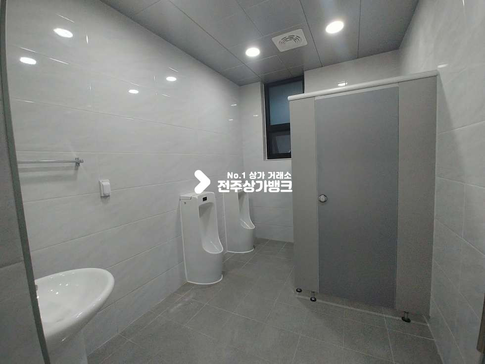 전북 전주완산구 삼천동1가 음식점 강력추천, 분할사용가능,대로변인근 월세 매물번호 11262 사진 4