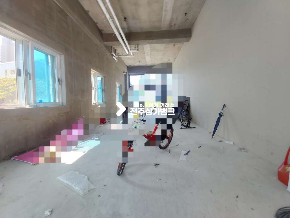 전북 전주덕진구 만성동 만성동 양현초 부근 판매점 네일 미용 등등 추천 월세 매물번호 11288 사진 1