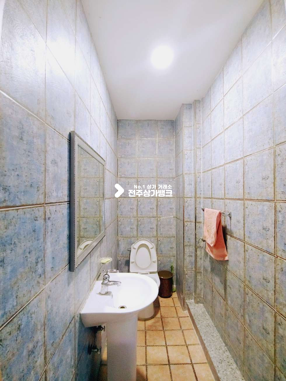 전북 전주완산구 효자동3가 초강력추천 노래방 시설 다 되어있어요 월세 매물번호 11353 사진 10