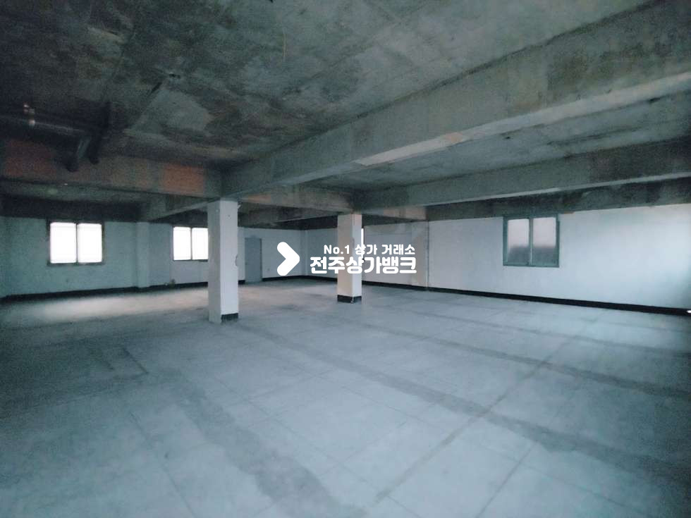 전북 전주덕진구 우아동3가 도로앞 상권 좋은곳 월세 매물번호 11404 사진 1