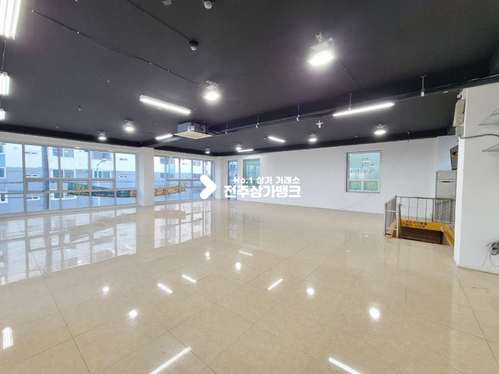 전북 전주덕진구 호성동1가 #아파트앞 복층상가 월세 매물번호 11483 사진 1