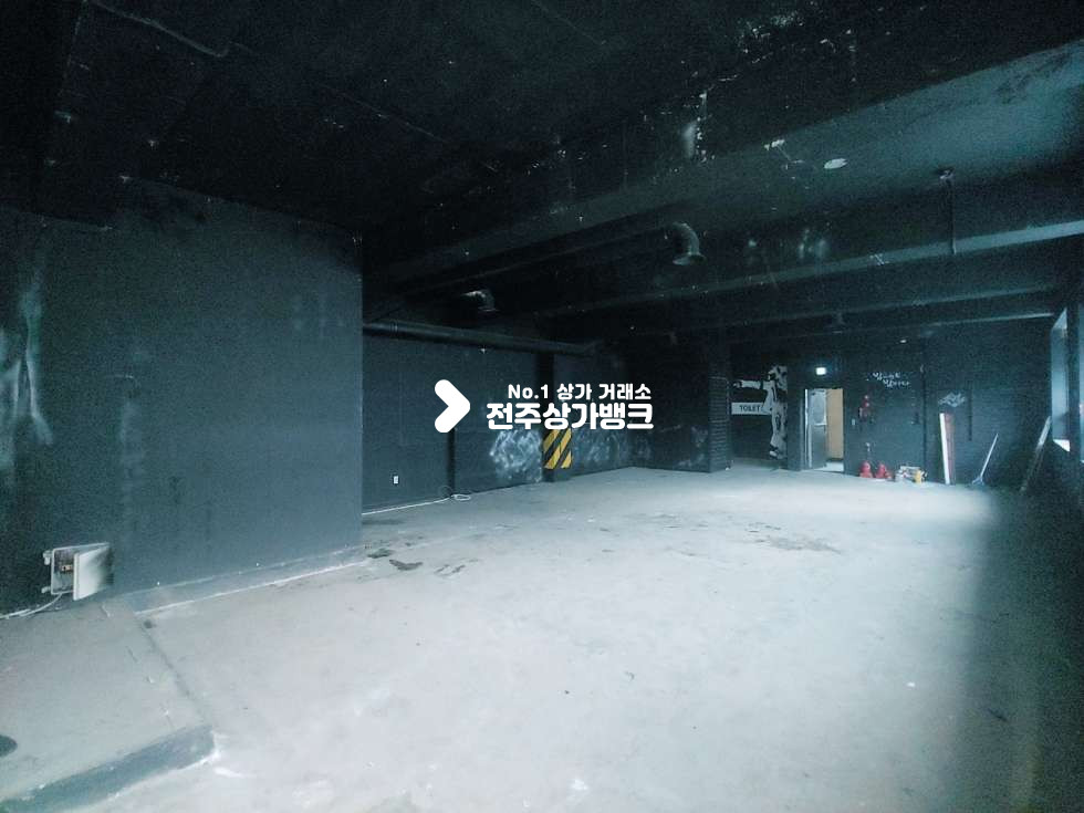 전북 전주완산구 중화산동2가 <<추천업종 >>감성주점, bar, 음식점 월세 매물번호 11584 사진 1