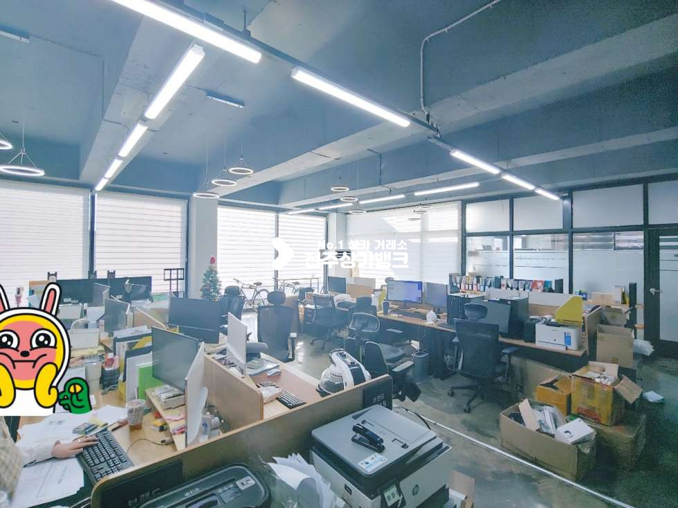 전북 전주덕진구 우아동2가 집기만 가지고 들어가시면 되세요 인테리어 잘 되있습니다. 월세 매물번호 11600 사진 6