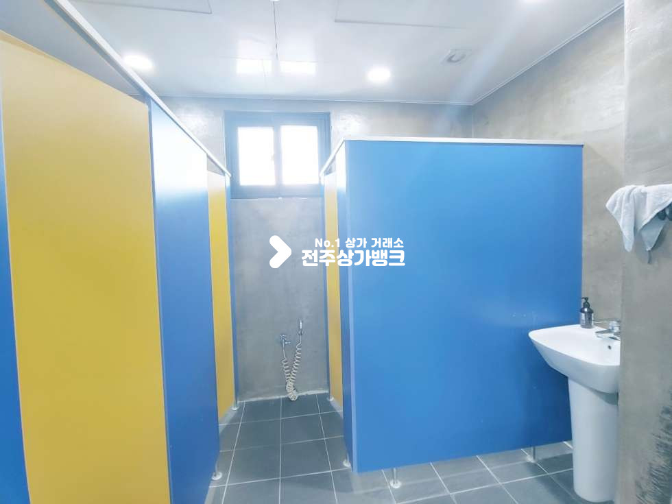 전북 전주덕진구 우아동2가 집기만 가지고 들어가시면 되세요 인테리어 잘 되있습니다. 월세 매물번호 11600 사진 12