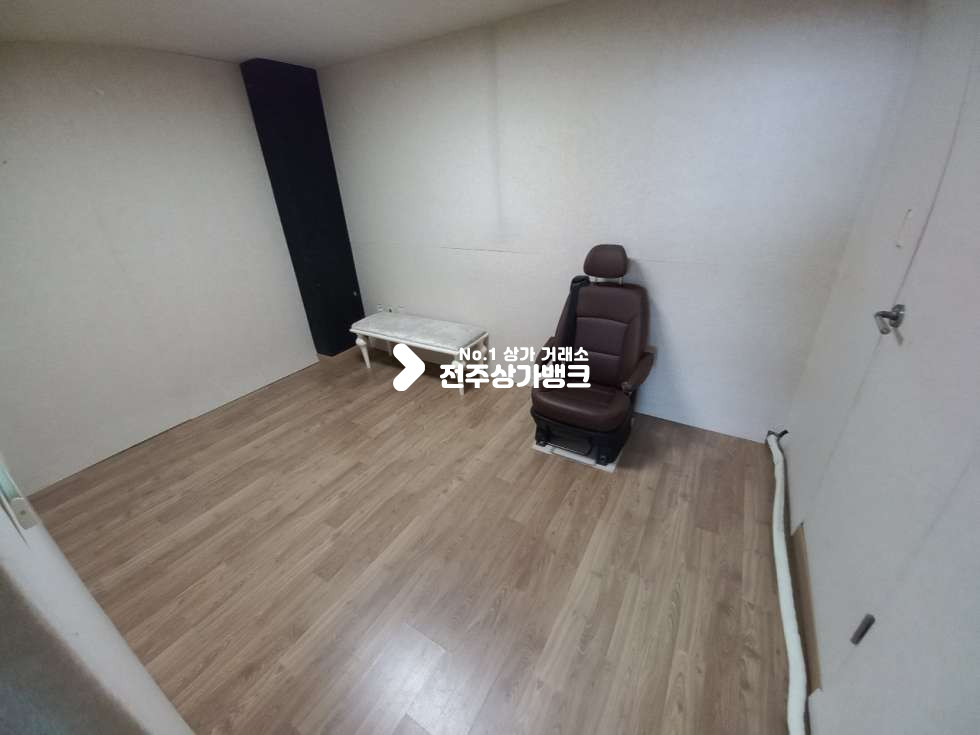 전북 전주덕진구 덕진동2가 ✧사무실 추천 ,대로변인근,강력추천✧ 월세 매물번호 11632 사진 5