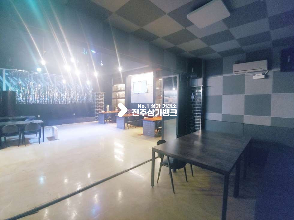 전북 전주완산구 효자동2가 <<추천업종>> 빠, 와인빠, 단란 관련된 업종 모든 허가 다 되있음 절호의 기회 월세 매물번호 11662 사진 12